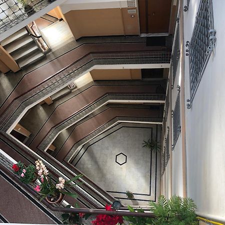 Noliday Savona Center Art Deco Apartment Luaran gambar