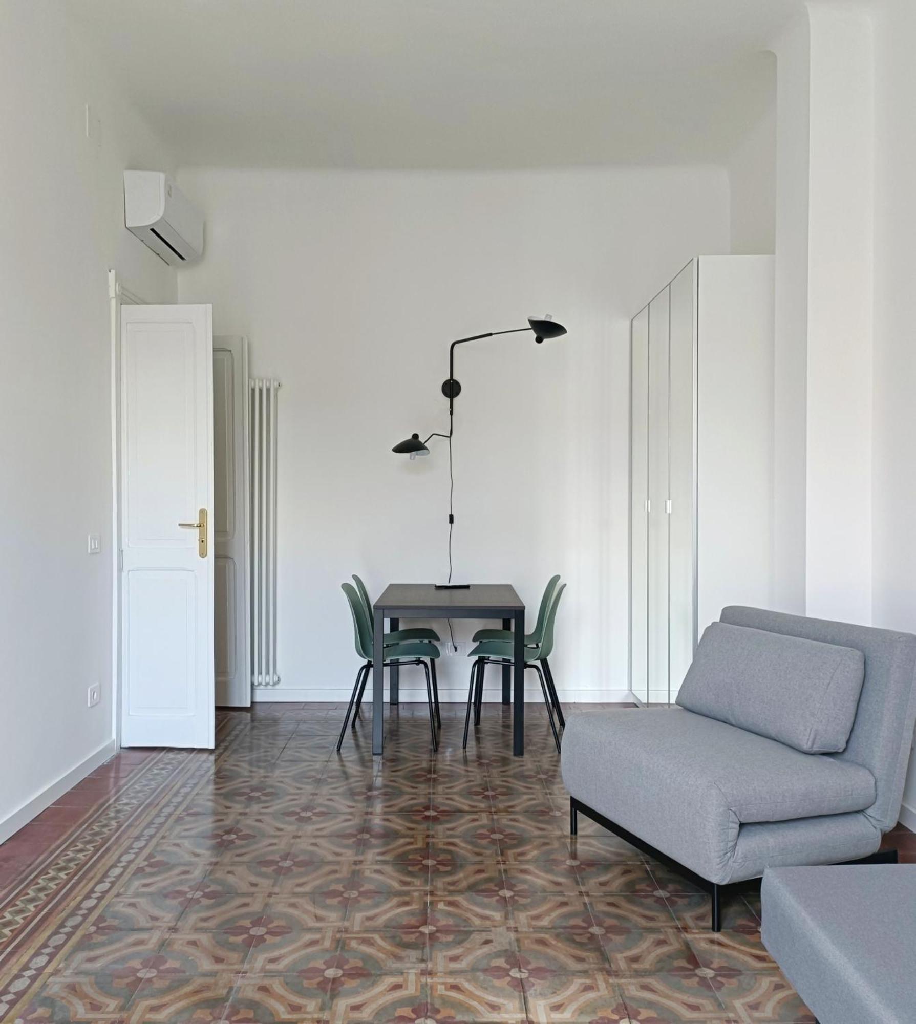 Noliday Savona Center Art Deco Apartment Luaran gambar